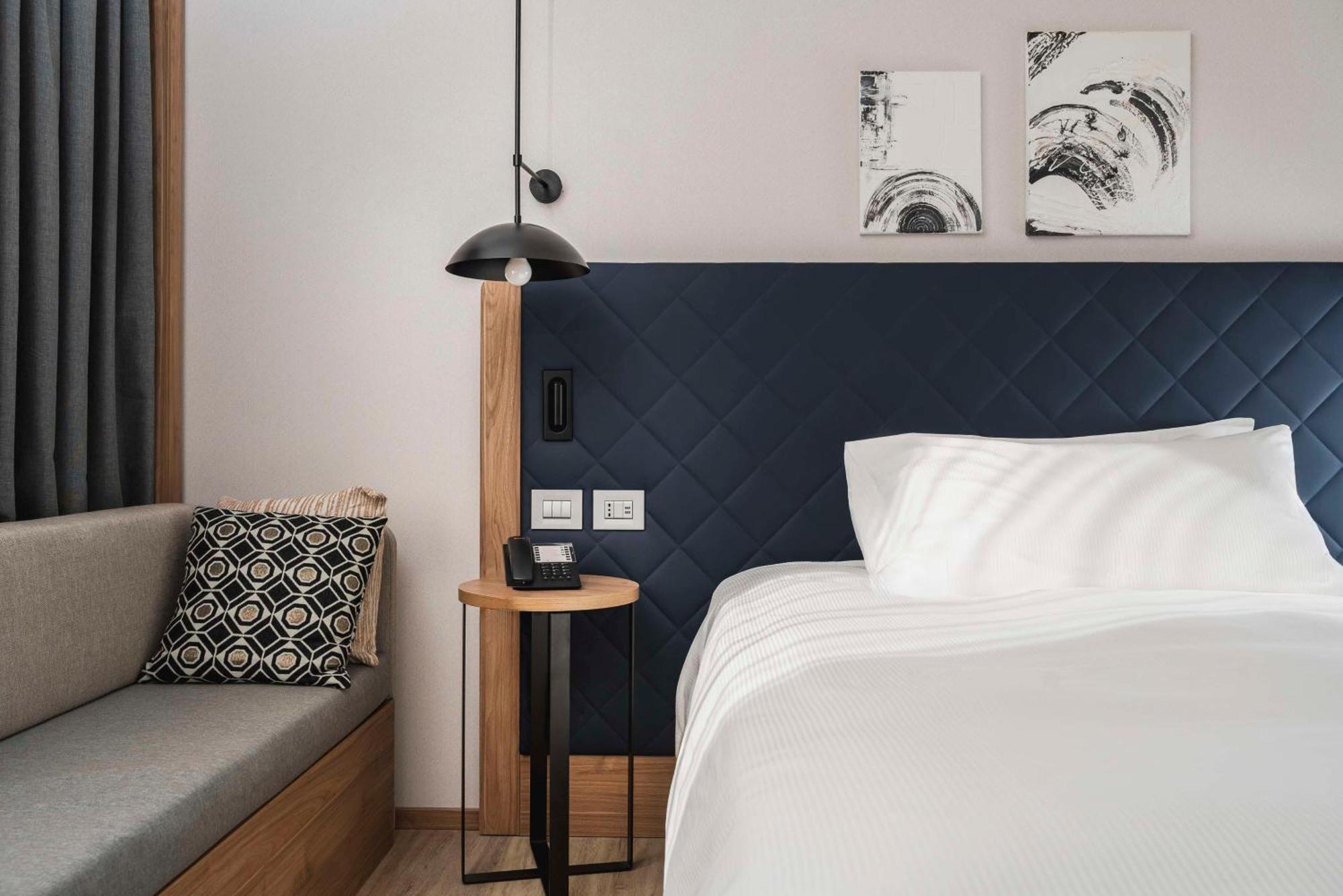 Hilton Garden Inn Padova City Centre ภายนอก รูปภาพ