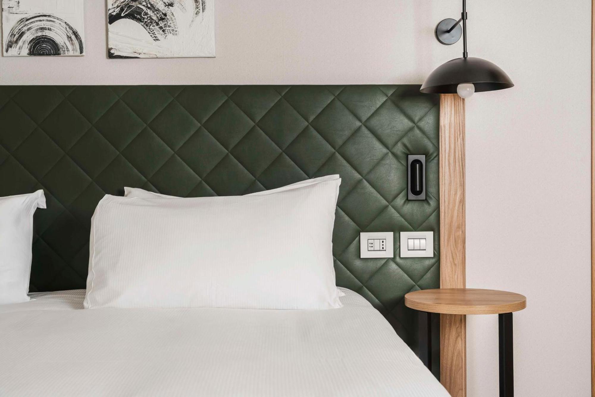Hilton Garden Inn Padova City Centre ภายนอก รูปภาพ