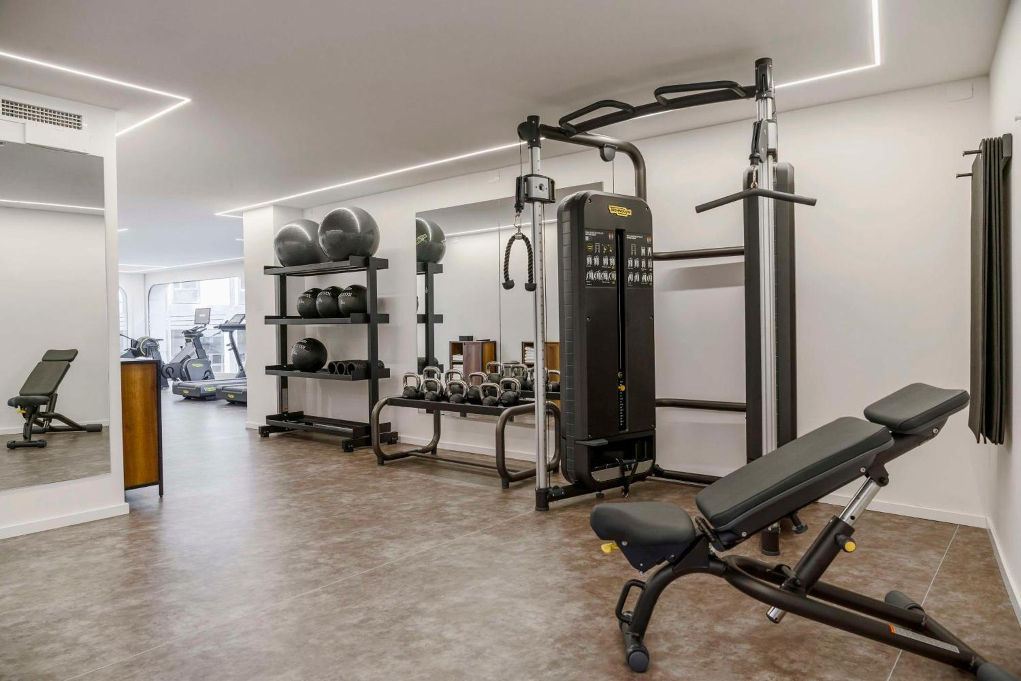 Hilton Garden Inn Padova City Centre ภายนอก รูปภาพ