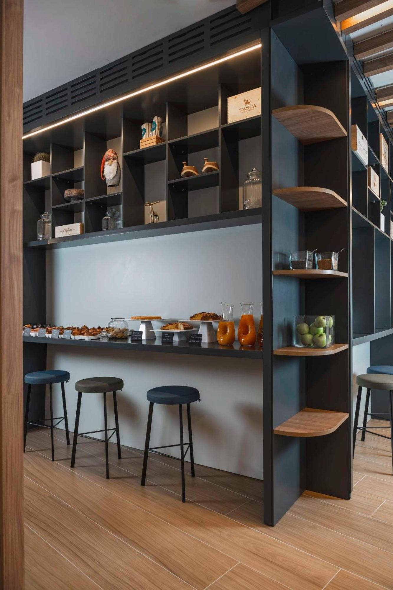 Hilton Garden Inn Padova City Centre ภายนอก รูปภาพ