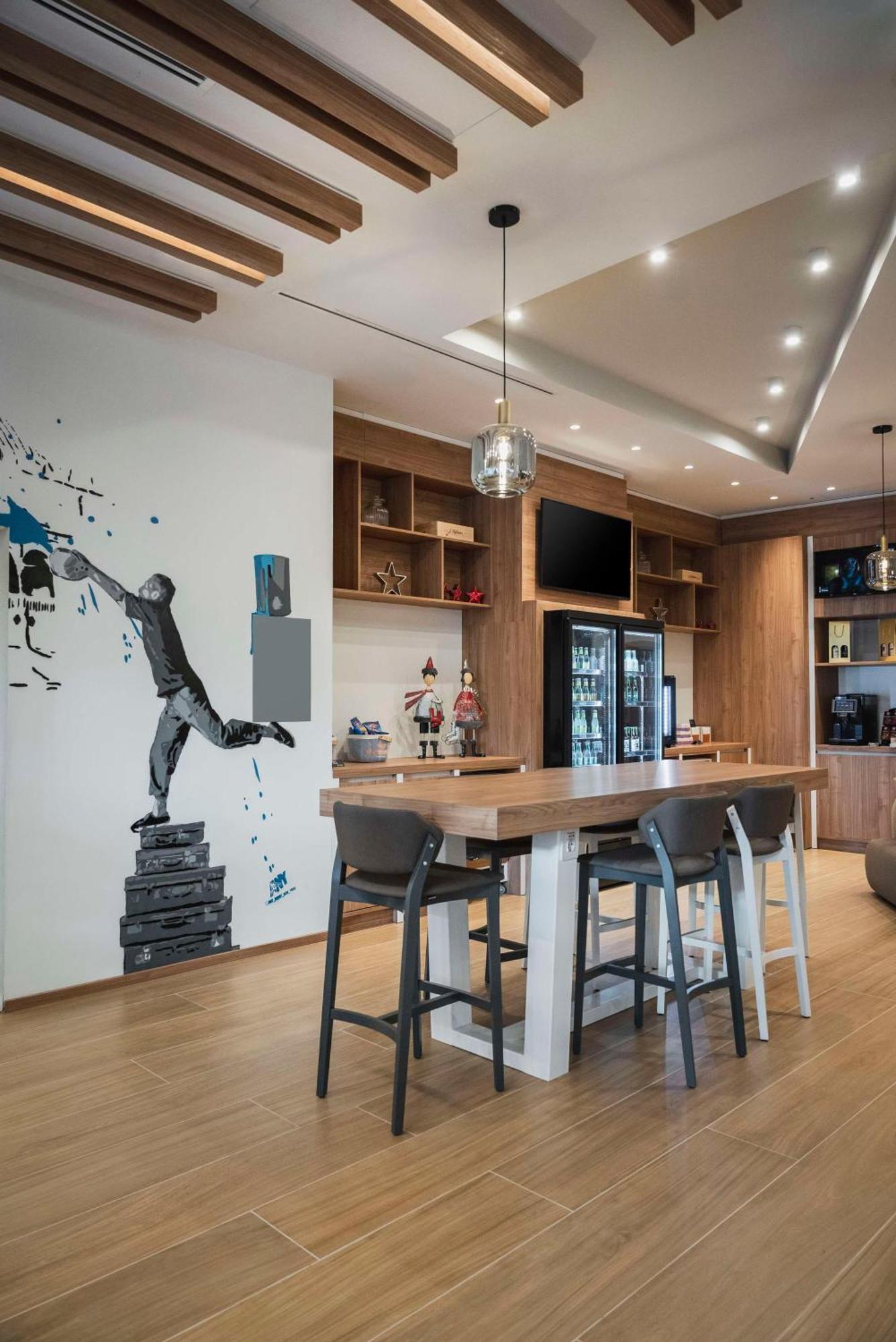 Hilton Garden Inn Padova City Centre ภายนอก รูปภาพ